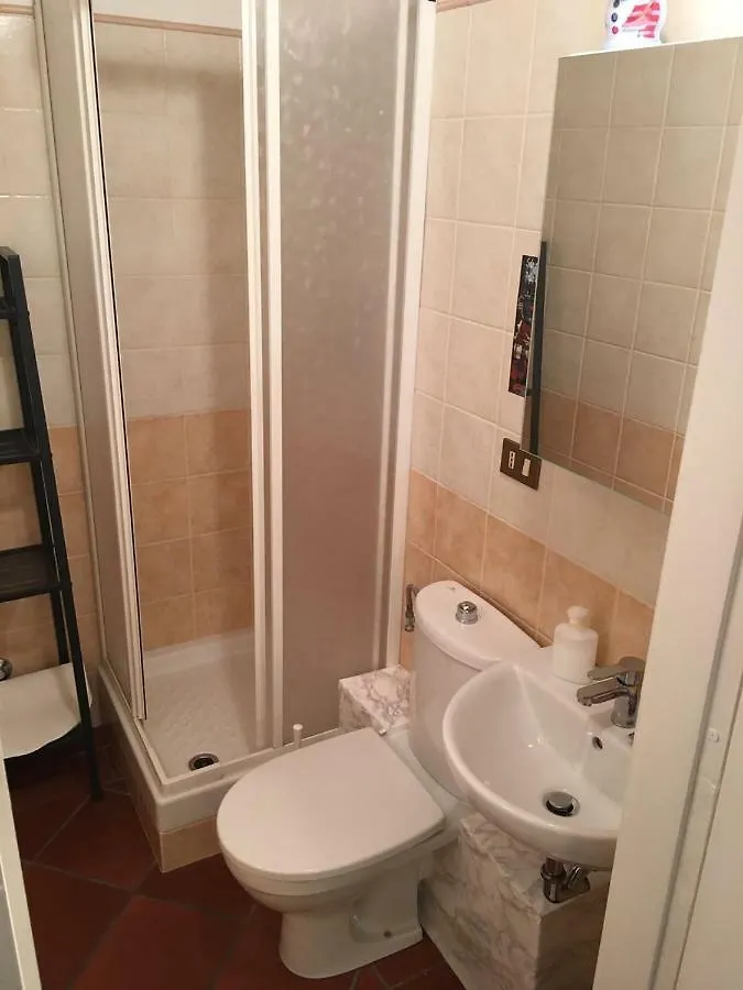 L'Ora delle Streghe b&b centralissimo Livorno