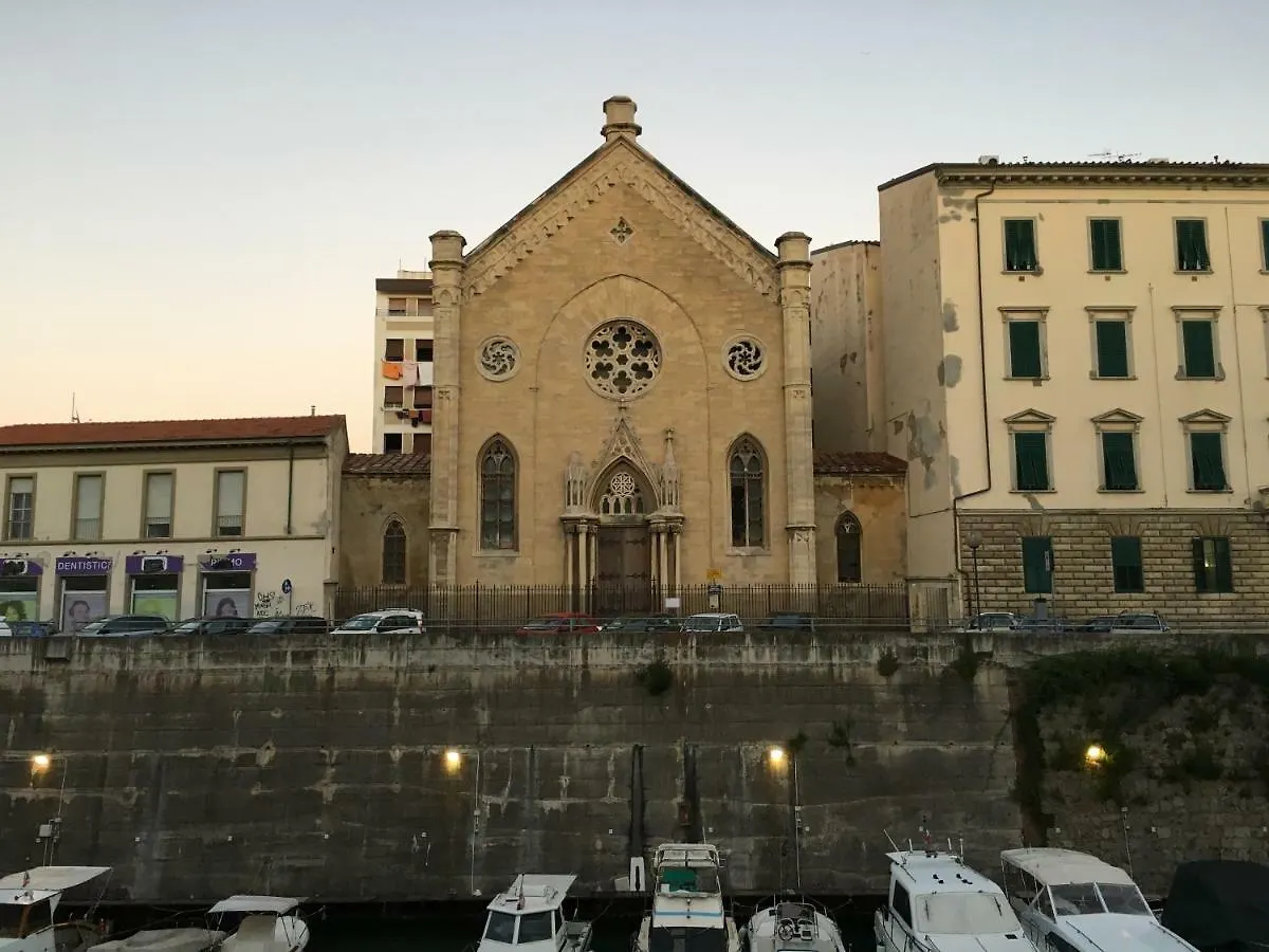 L'Ora delle Streghe b&b centralissimo Livorno